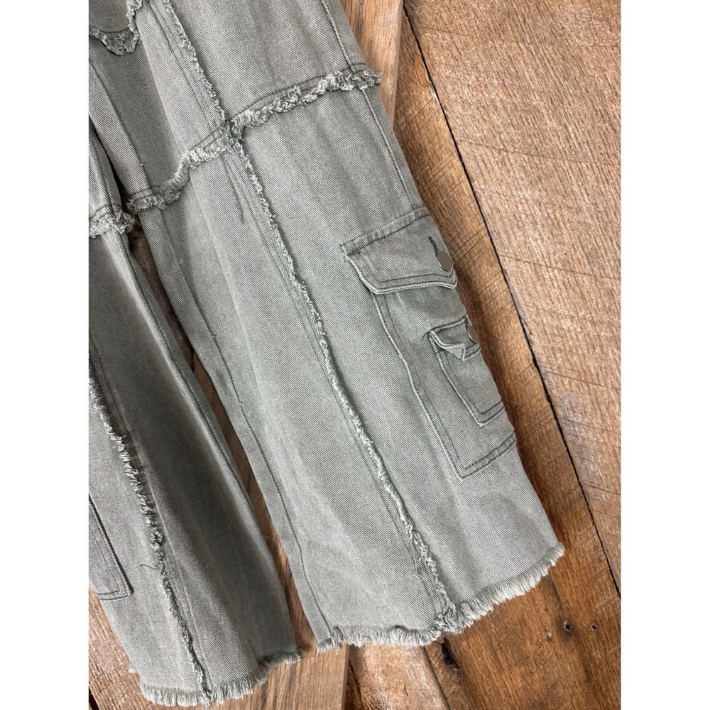 POL Faded Olive High Waist Straight Wide Leg Cargo Jeans - Picture 10 of 12